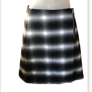 Loft wrap around mini skirt black and white size 0